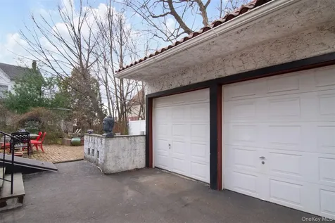 102 Magnolia Avenue Mount Vernon NY 10553