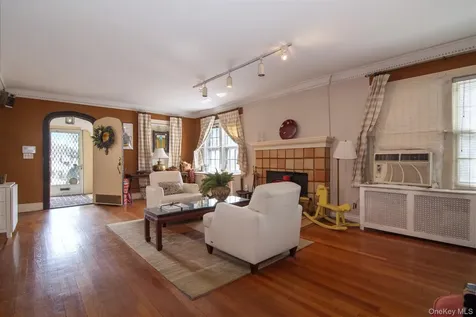 102 Magnolia Avenue Mount Vernon NY 10553