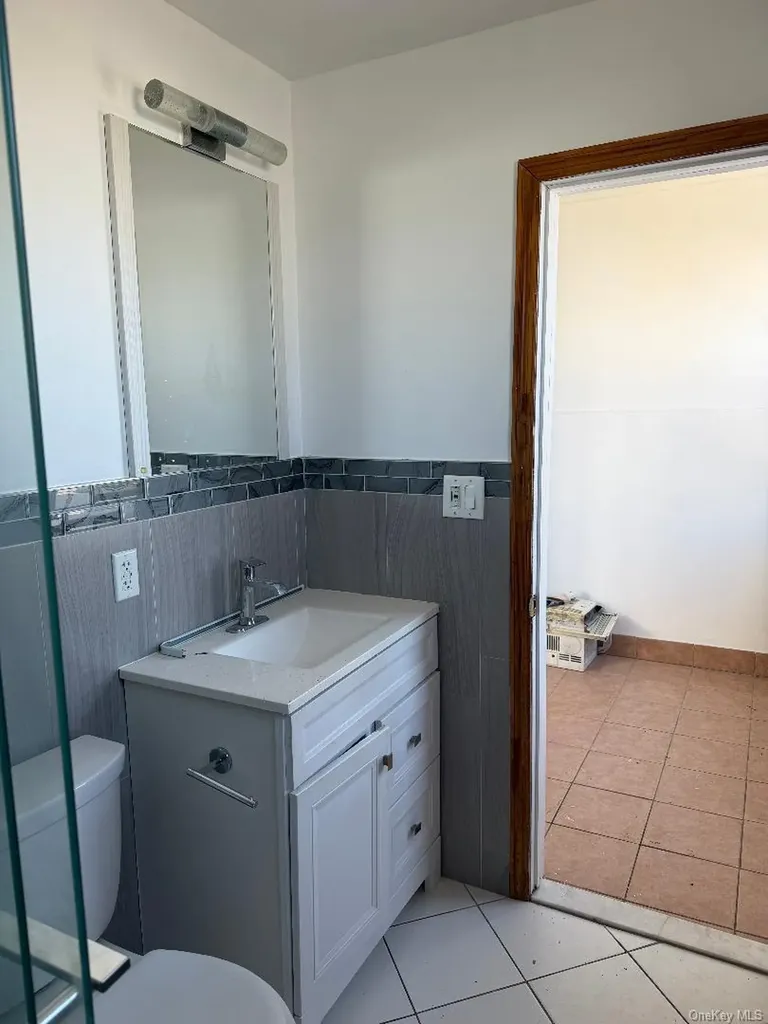 8913 Avenue M Brooklyn NY 11236