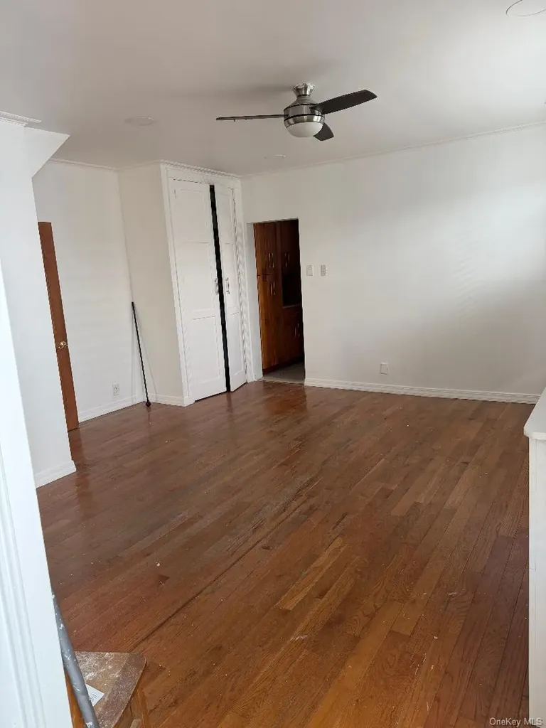 8913 Avenue M Brooklyn NY 11236