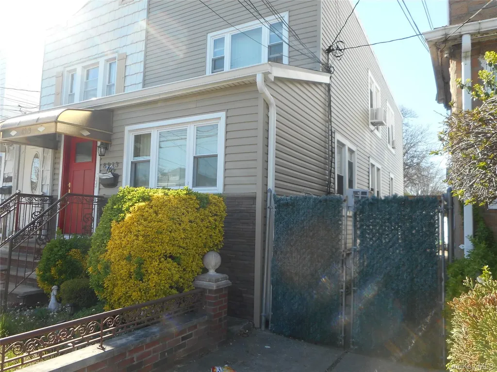 8913 Avenue M Brooklyn NY 11236
