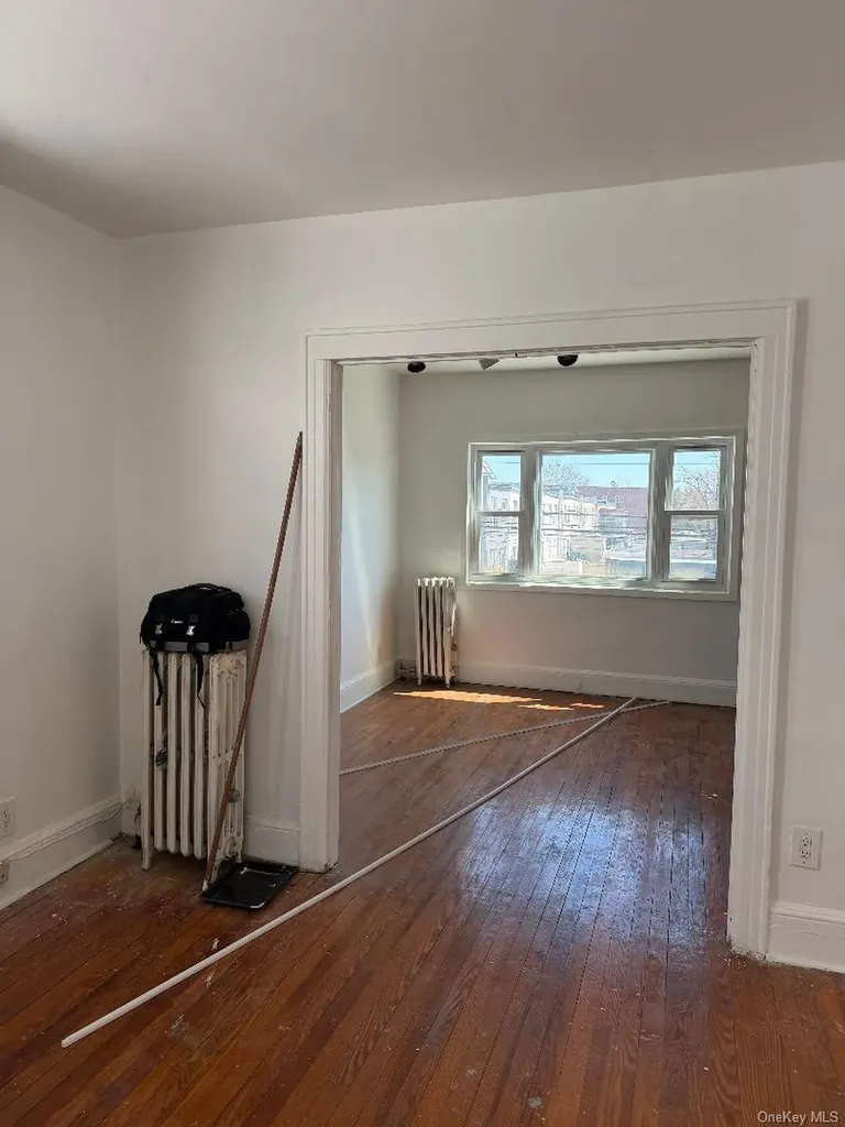 8913 Avenue M Brooklyn NY 11236