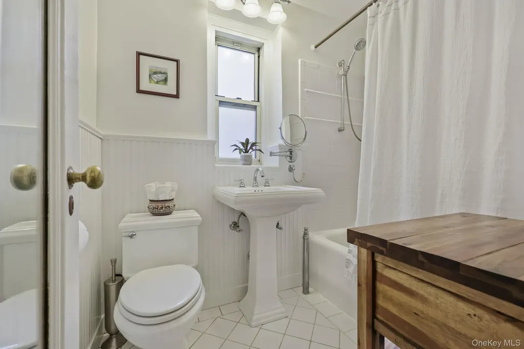 250 Bronxville Road Bronxville NY 10708