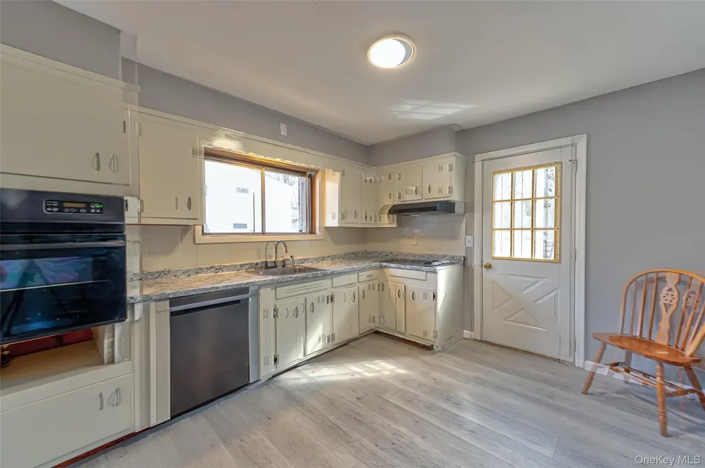 157 Hawthorne Street Mastic NY 11950