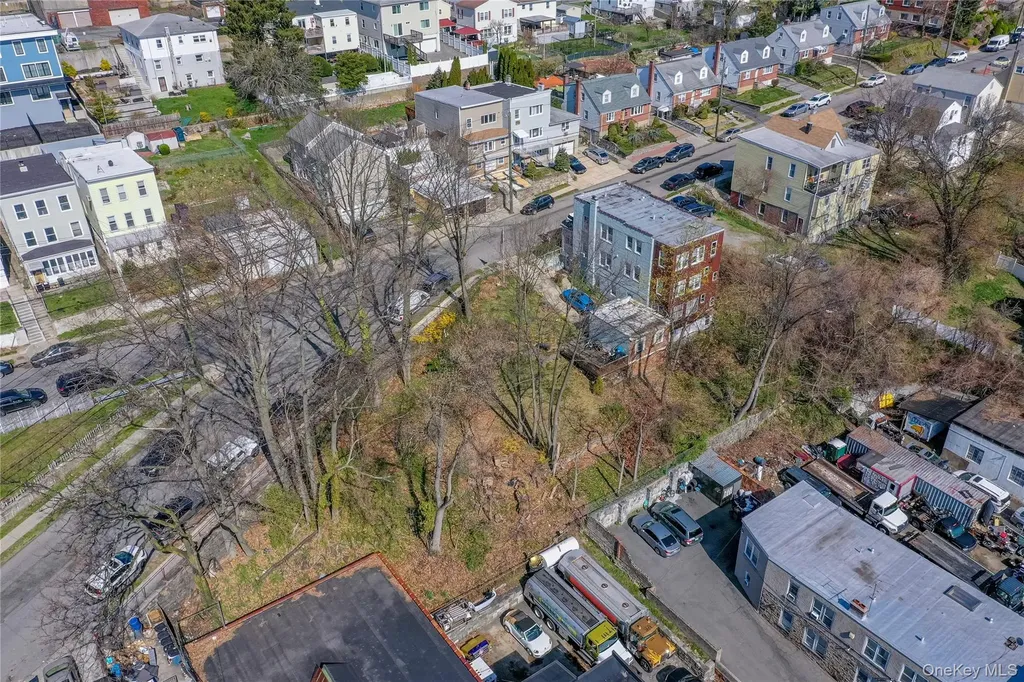 220 Woodland Avenue Yonkers NY 10703