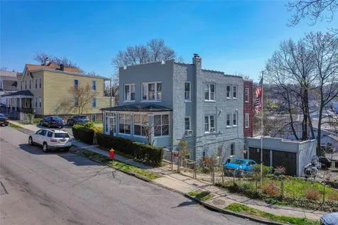 220 Woodland Avenue Yonkers NY 10703