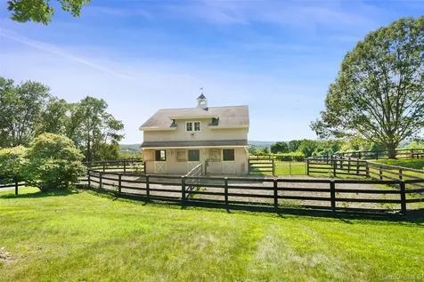 283-289 Starr Ridge Road Brewster NY 10509