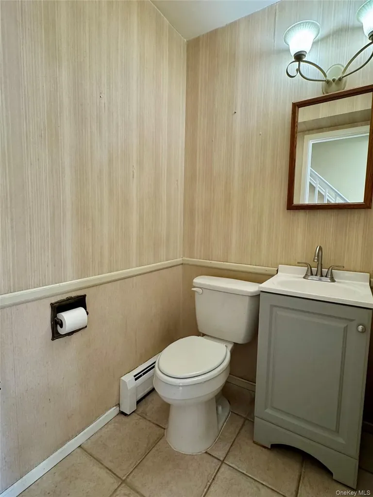 64 Patio Road Middletown NY 10941