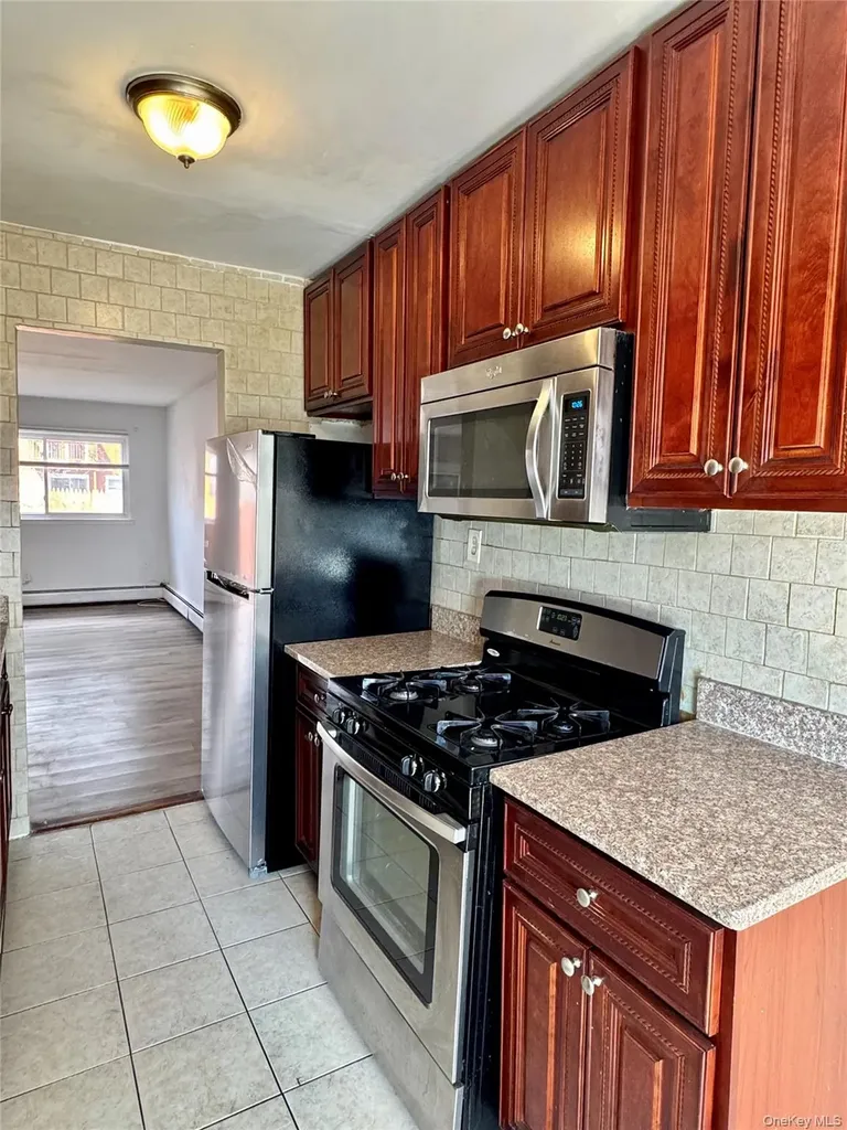64 Patio Road Middletown NY 10941