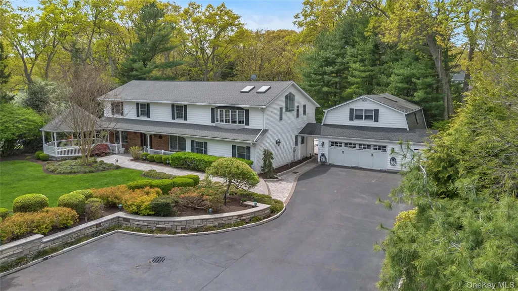 9 Concord Drive Northport NY 11768