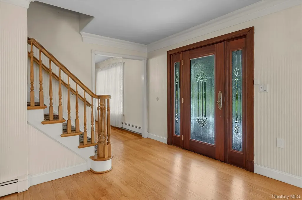 9 Concord Drive Northport NY 11768
