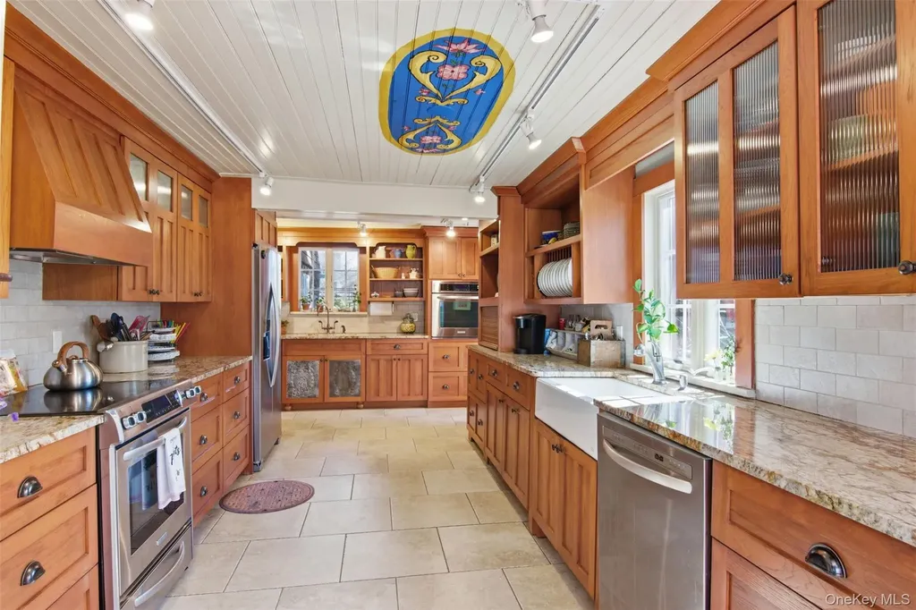 10 Tagliabue Road Shoreham NY 11786