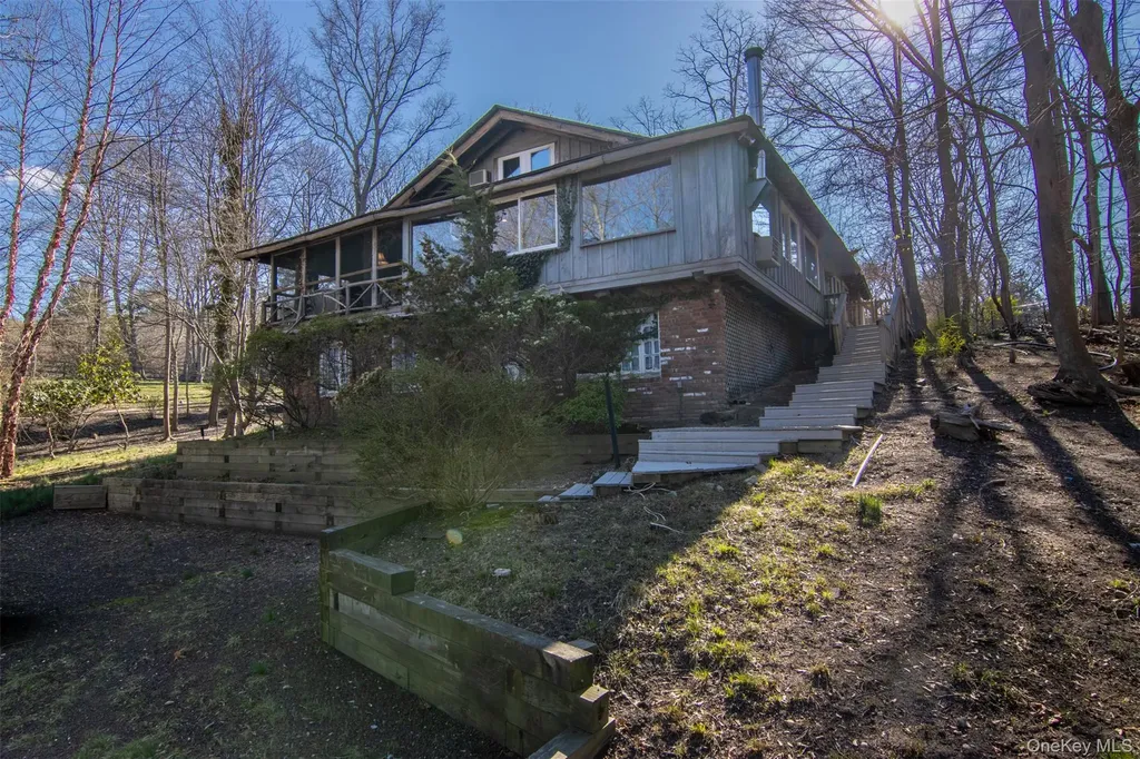 10 Tagliabue Road Shoreham NY 11786