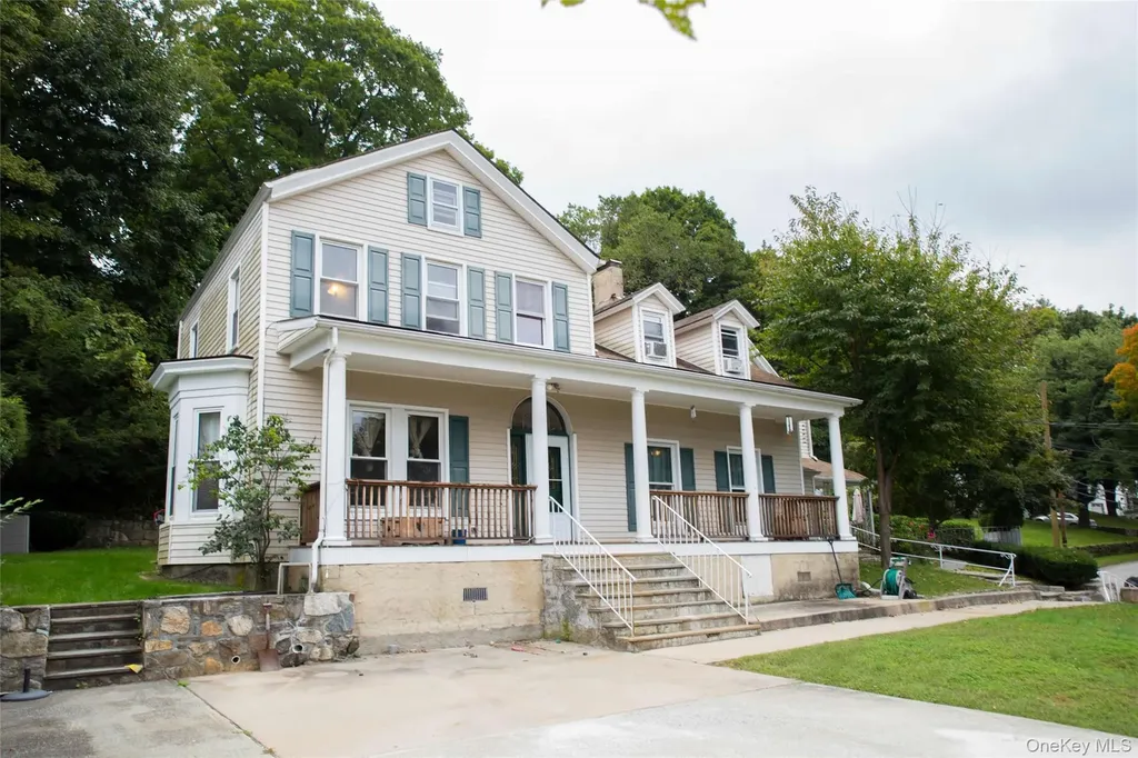 128 Lakeview Avenue Valhalla NY 10595