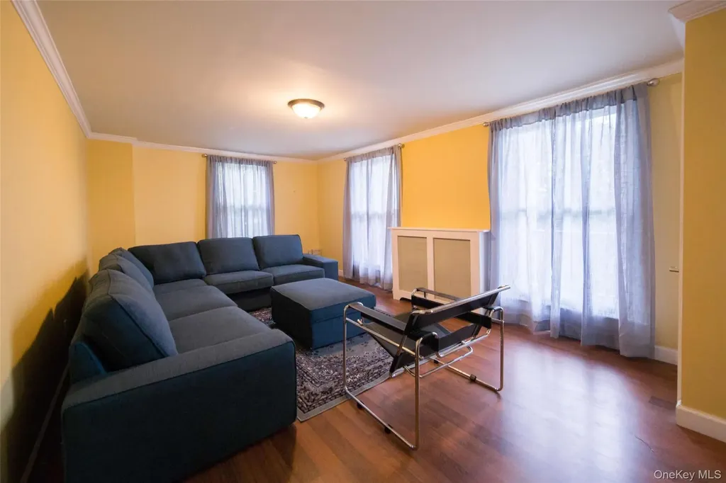 128 Lakeview Avenue Valhalla NY 10595