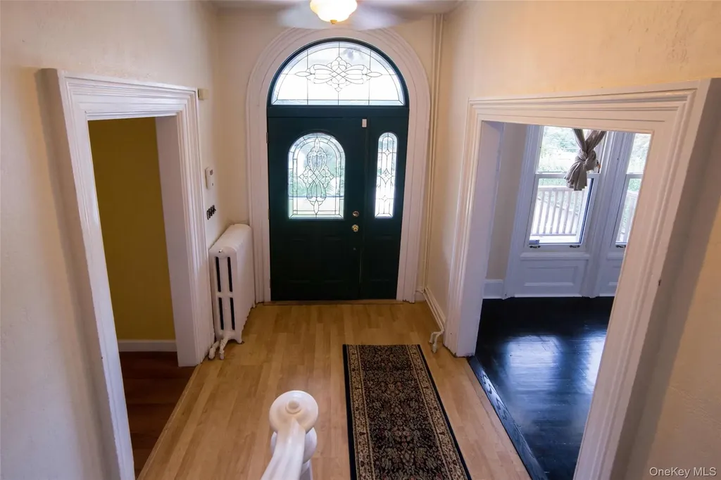 128 Lakeview Avenue Valhalla NY 10595