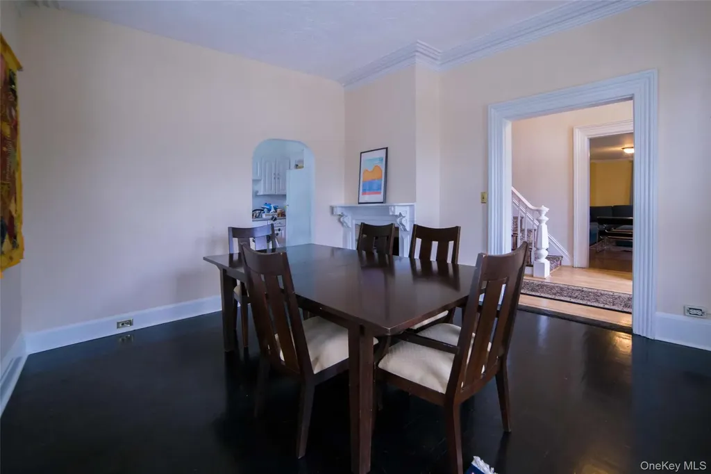 128 Lakeview Avenue Valhalla NY 10595