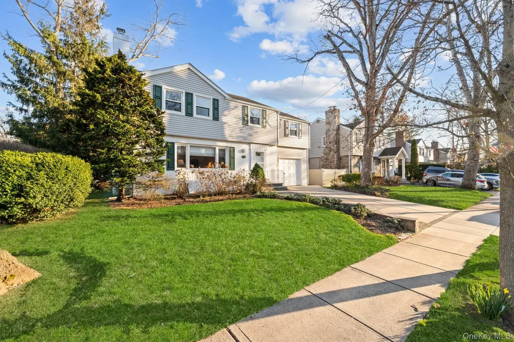 170 Woodbine Avenue Merrick NY 11566
