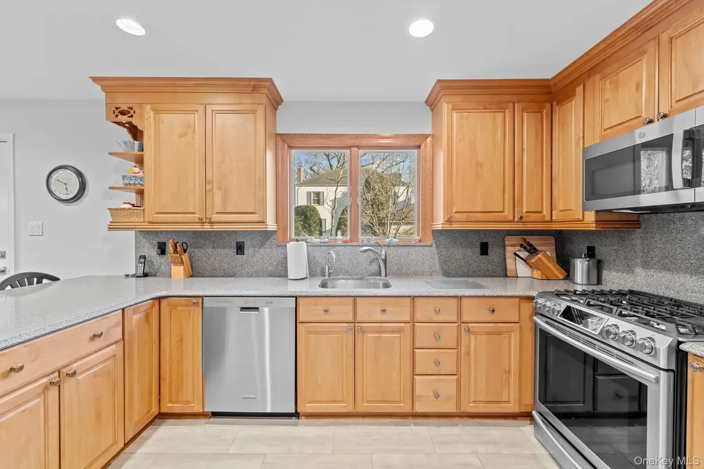 170 Woodbine Avenue Merrick NY 11566