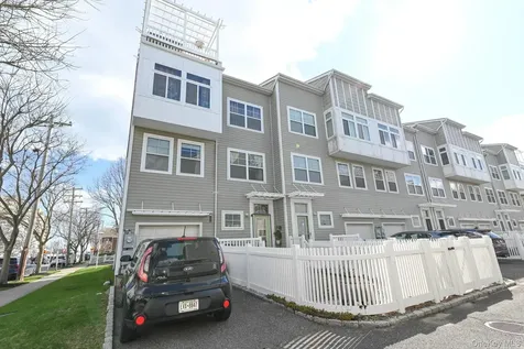 7704 Aquatic Drive Arverne NY 11692