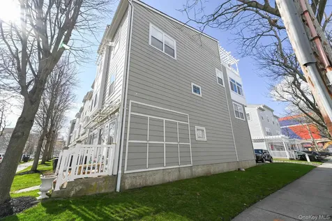 7704 Aquatic Drive Arverne NY 11692