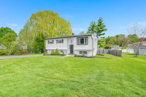 159 Delavergne Avenue Wappingers Falls NY 12590