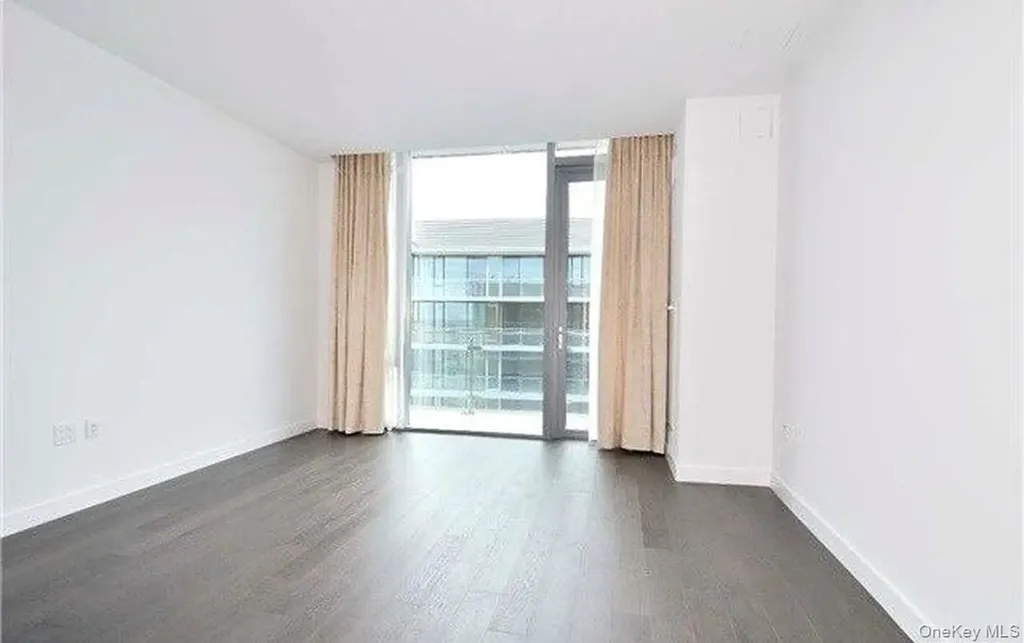 131-05 40th Road Flushing NY 11354