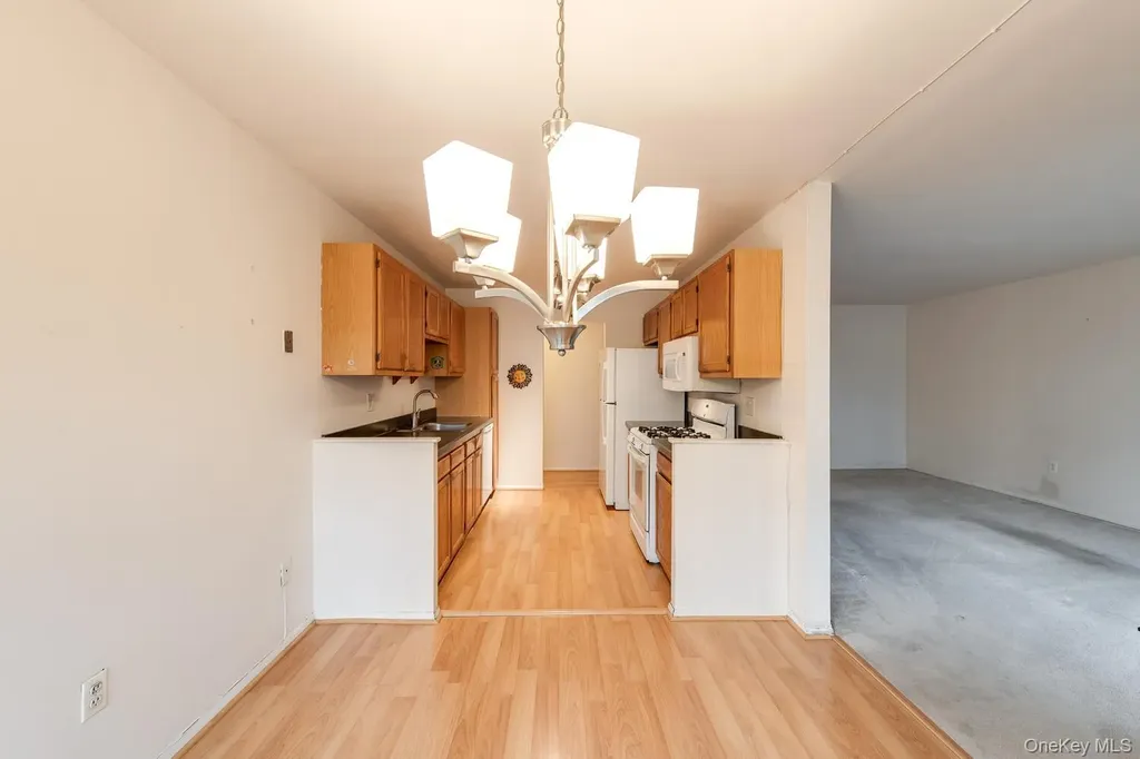 3 Hook Road Poughkeepsie NY 12601
