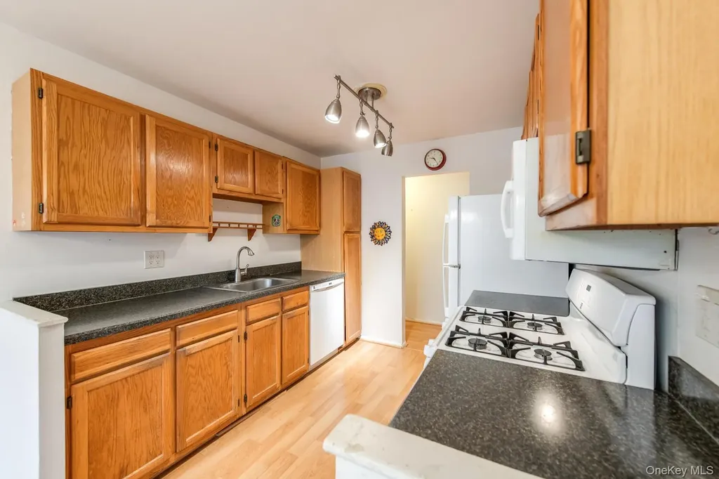 3 Hook Road Poughkeepsie NY 12601