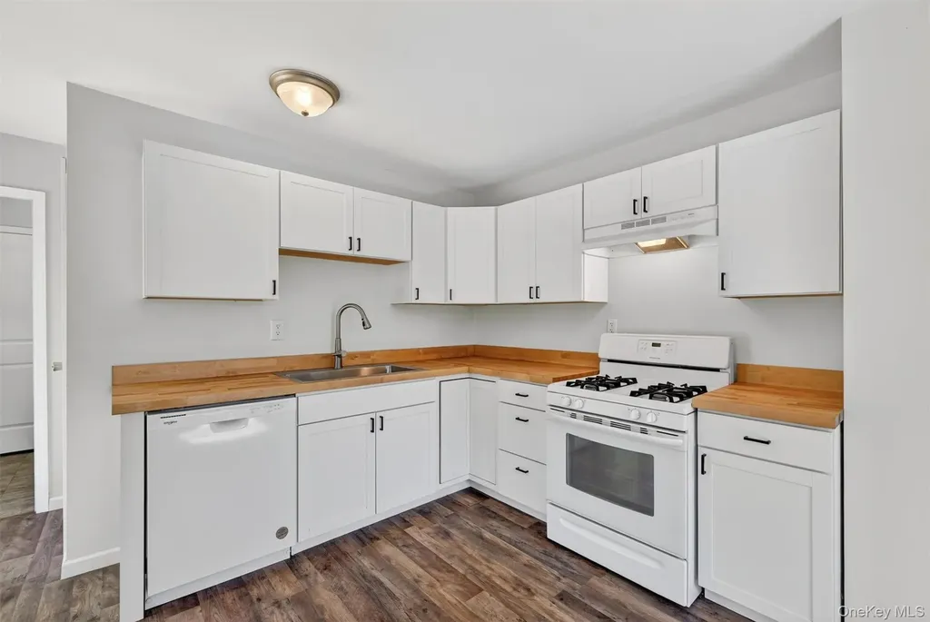 14 Claire Ann Drive Warwick NY 10990