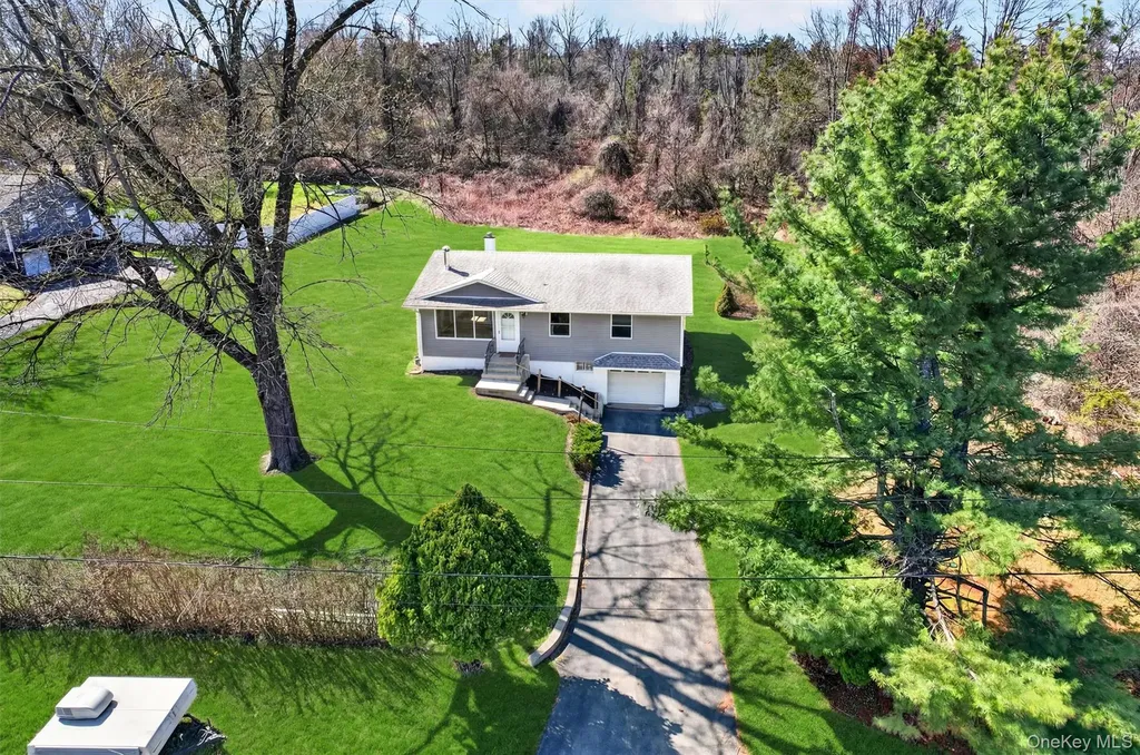 14 Claire Ann Drive Warwick NY 10990