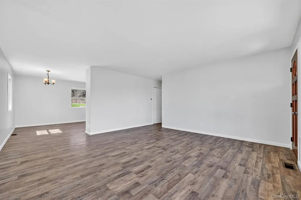 14 Claire Ann Drive Warwick NY 10990