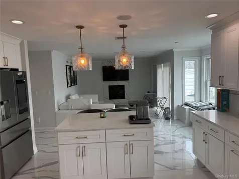 1903 Bergen Street Bellmore NY 11710