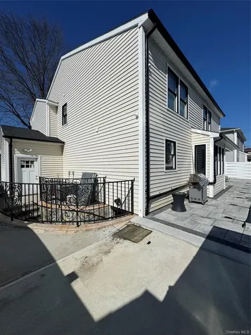 1903 Bergen Street Bellmore NY 11710