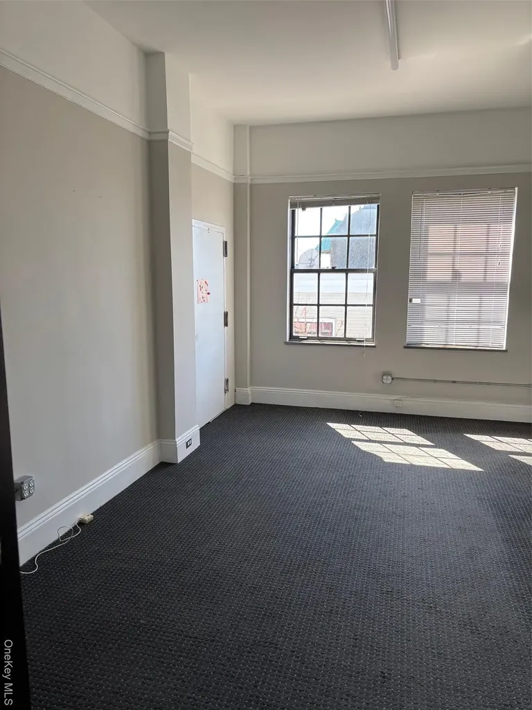 79 Main Port Washington NY 11050