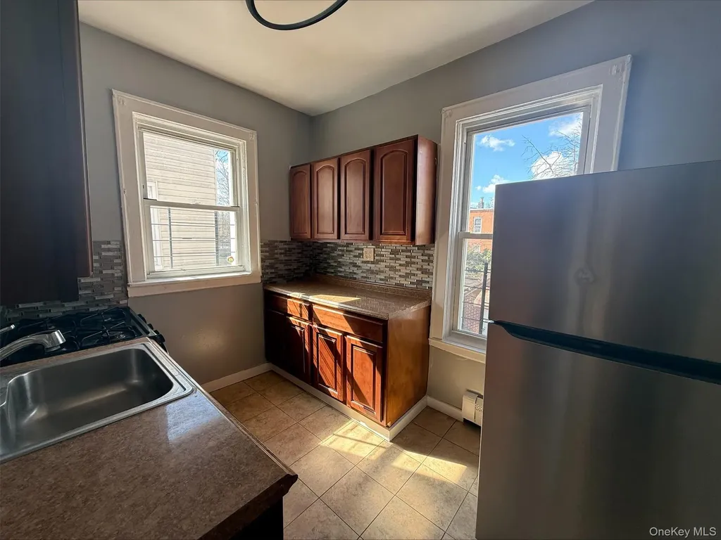 731 Calhoun Avenue Bronx NY 10465