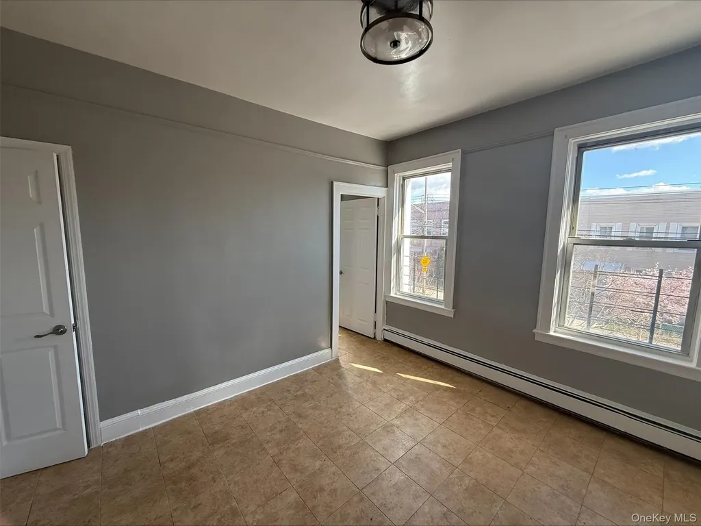 731 Calhoun Avenue Bronx NY 10465