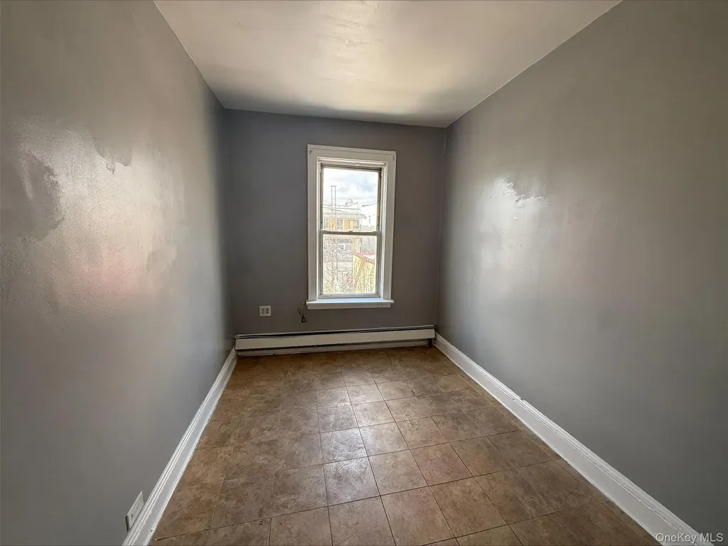731 Calhoun Avenue Bronx NY 10465