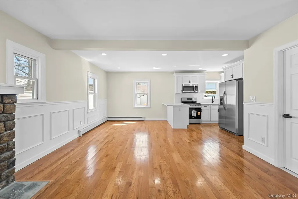 65 Mount Joy Avenue Freeport NY 11520