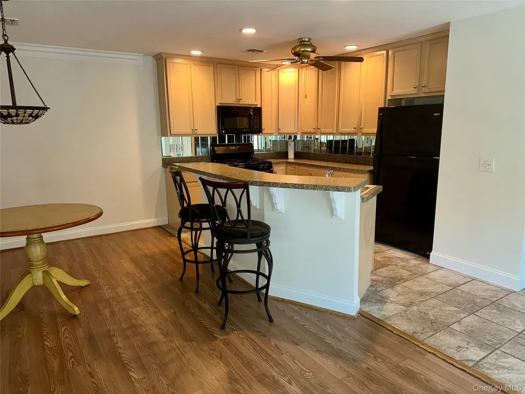 5 White Oak Court Coram NY 11727