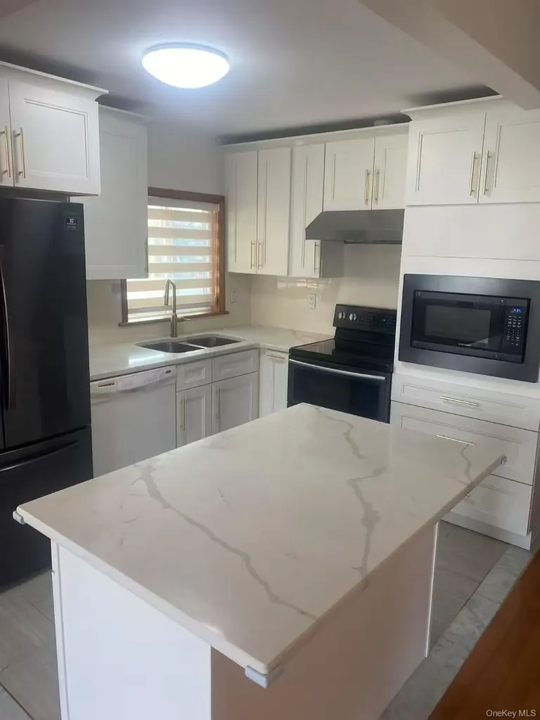 4327 220th Street Bayside NY 11361