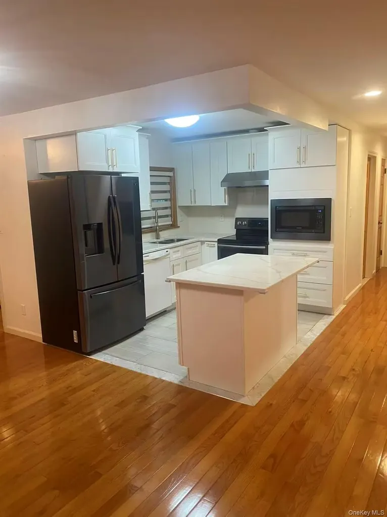 4327 220th Street Bayside NY 11361
