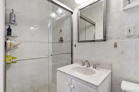 44 Darling Avenue New Rochelle NY 10804