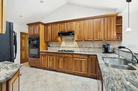 44 Darling Avenue New Rochelle NY 10804