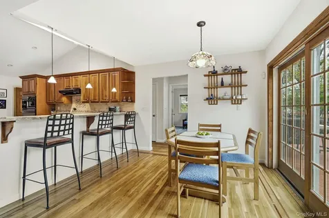 44 Darling Avenue New Rochelle NY 10804