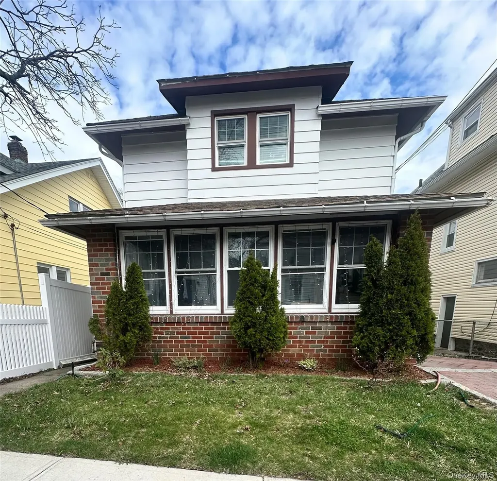 59 Ramsey Avenue Yonkers NY 10701