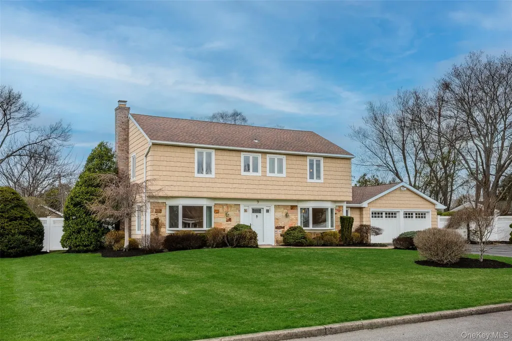 9 Bowen Place Stony Brook NY 11790