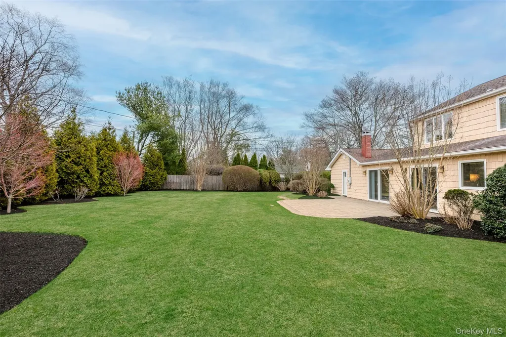 9 Bowen Place Stony Brook NY 11790