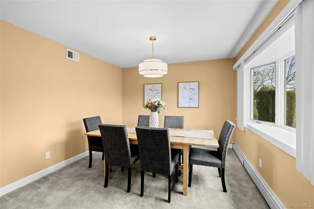 9 Bowen Place Stony Brook NY 11790
