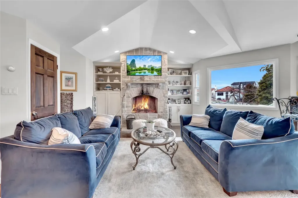 197 Blackheath Road Lido Beach NY 11561
